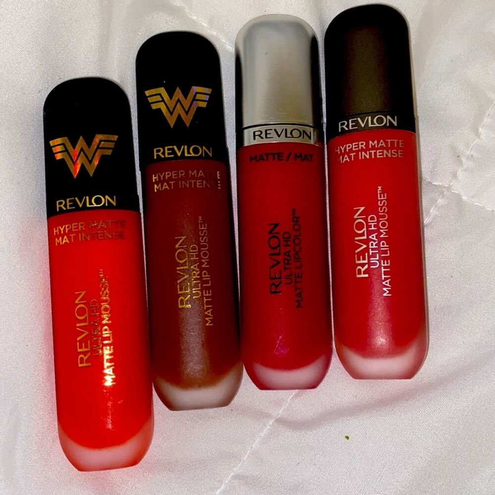 Revlon Mousse & Vinyl Lip Color Set 4
